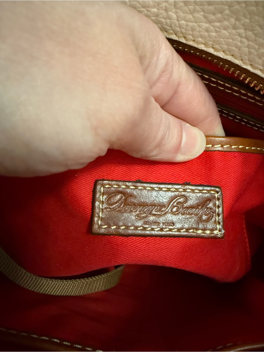 Dooney & Bourke Pebble Grain Lexington-EUC - Picture 9 of 13